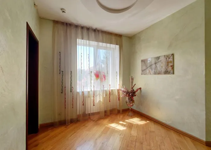 приватний з басейном біля моря совіньон * Odesa