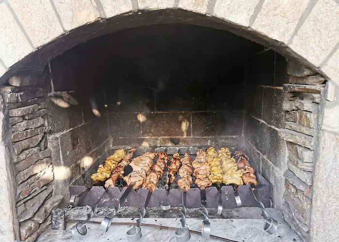 приватний з басейном біля моря совіньон بيت للعطل *