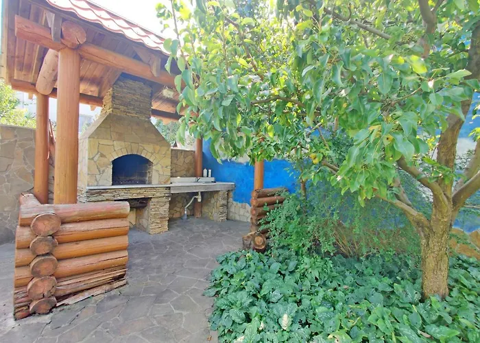 приватний з басейном біля моря совіньон Hébergement de vacances Odessa