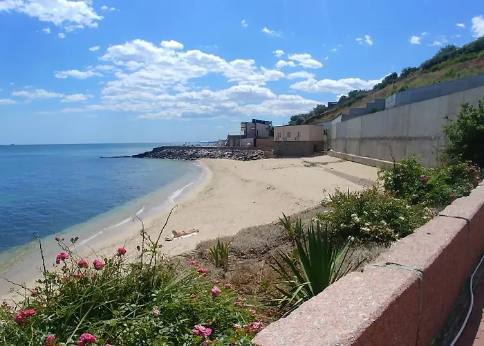 приватний з басейном біля моря совіньон Hébergement de vacances Odessa